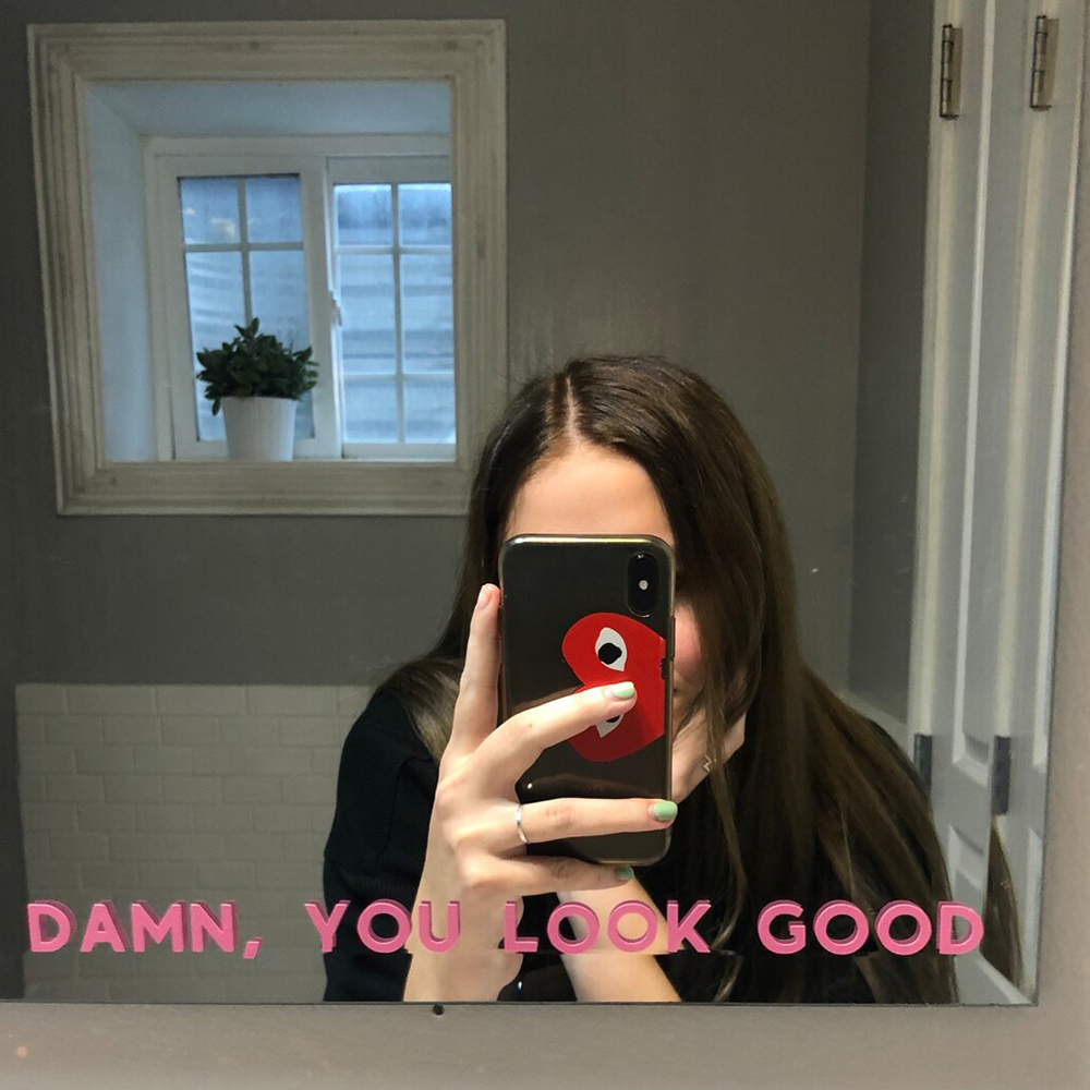 You Look Good Dainty Mirror St - Home Goods Bathroom Mirrors 评论和价格